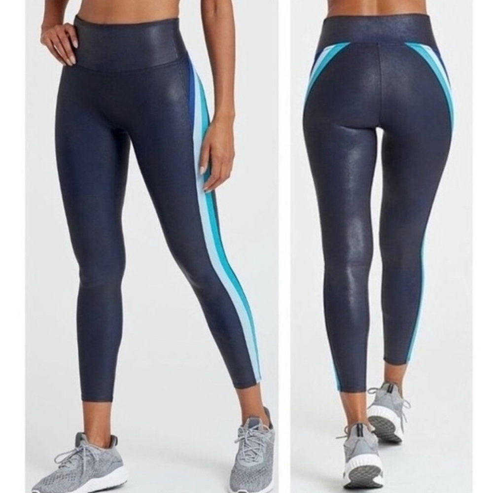 SPANX Women Navy Blue Faux Leather Leggings‎ Sz M with Blue and Teal Stripes 7/8